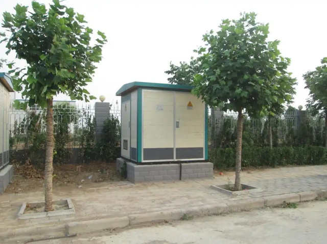 雁塔1000KVA欧式箱式变压器